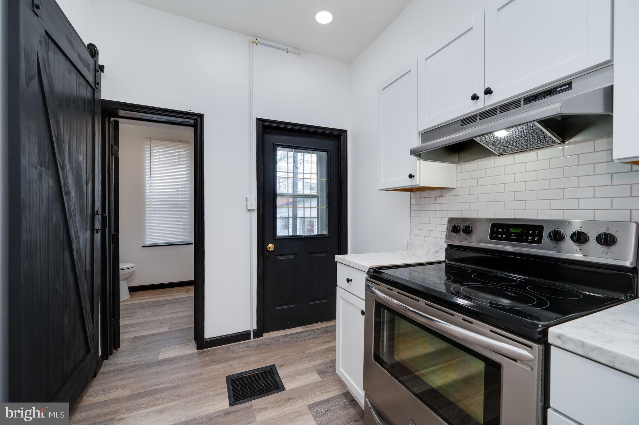 945 N 5TH STREET