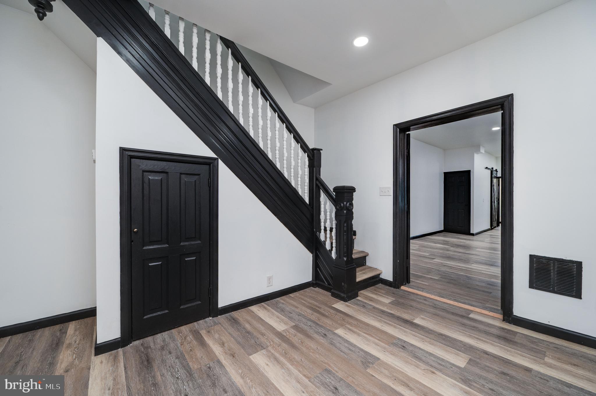 945 N 5TH STREET