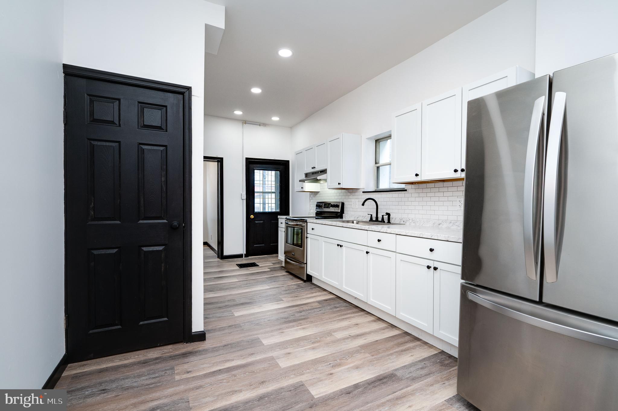 945 N 5TH STREET
