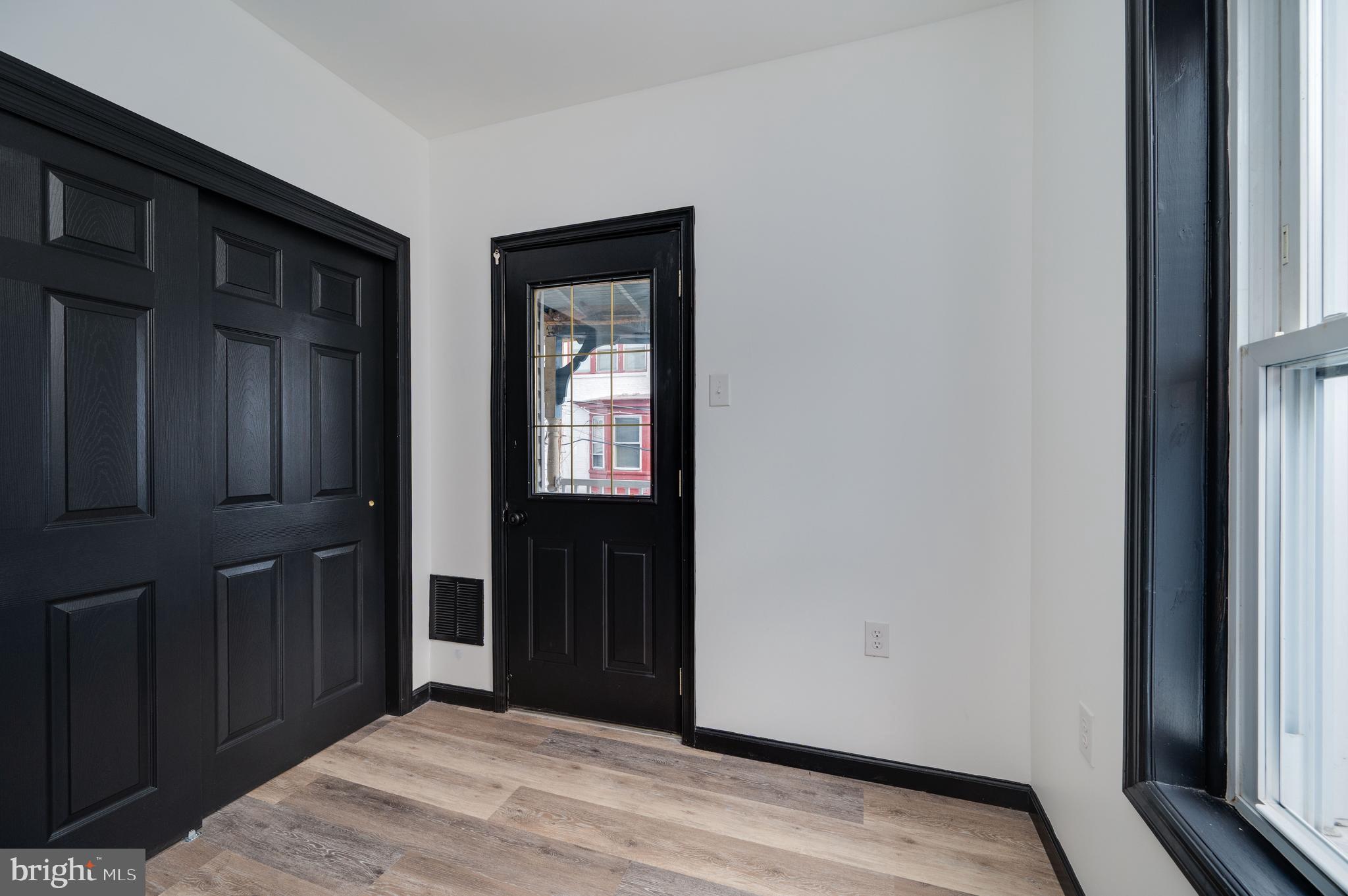 945 N 5TH STREET