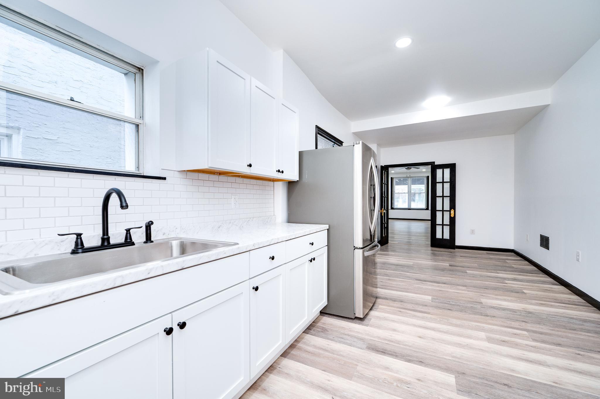 945 N 5TH STREET