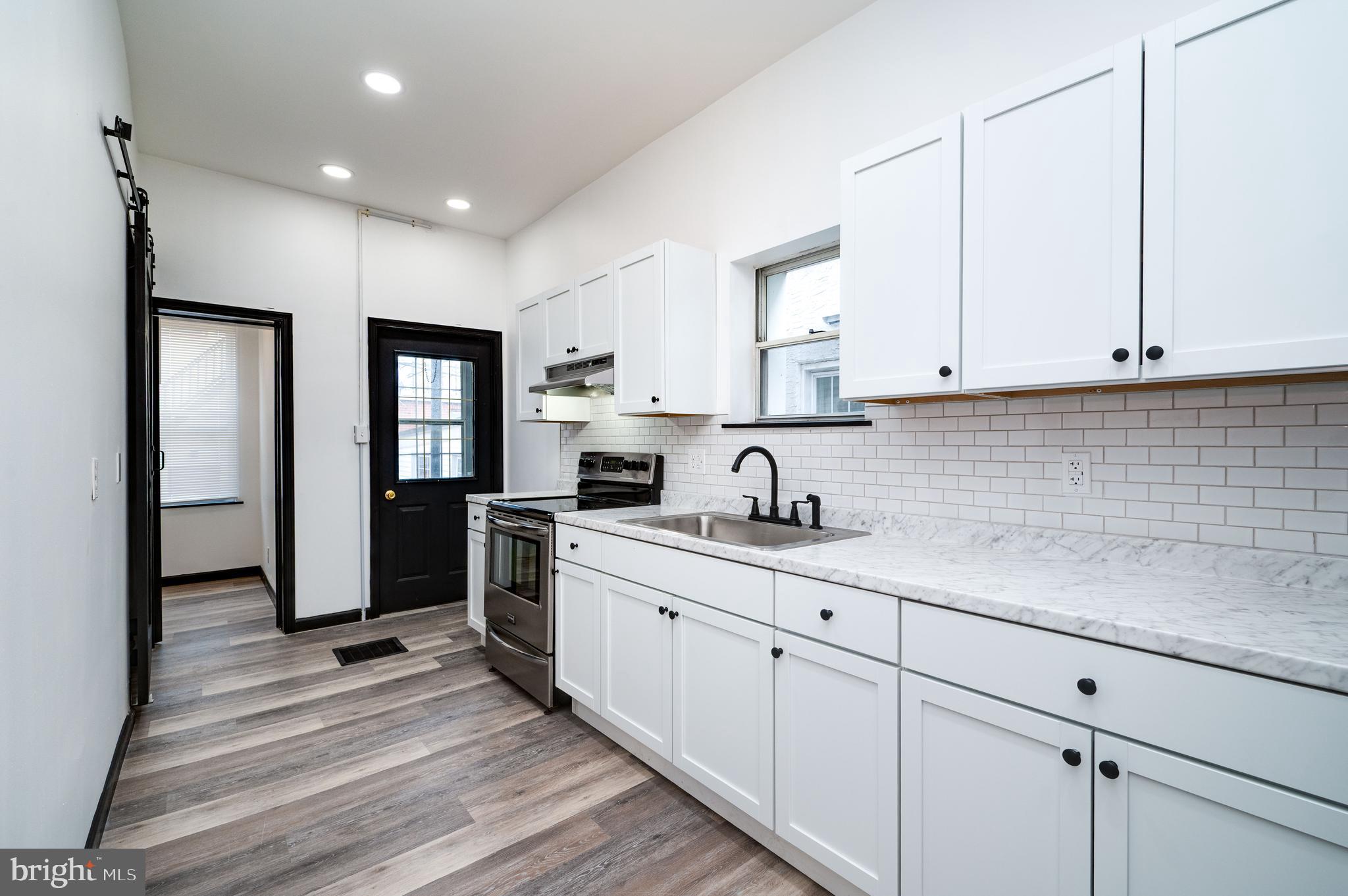 945 N 5TH STREET