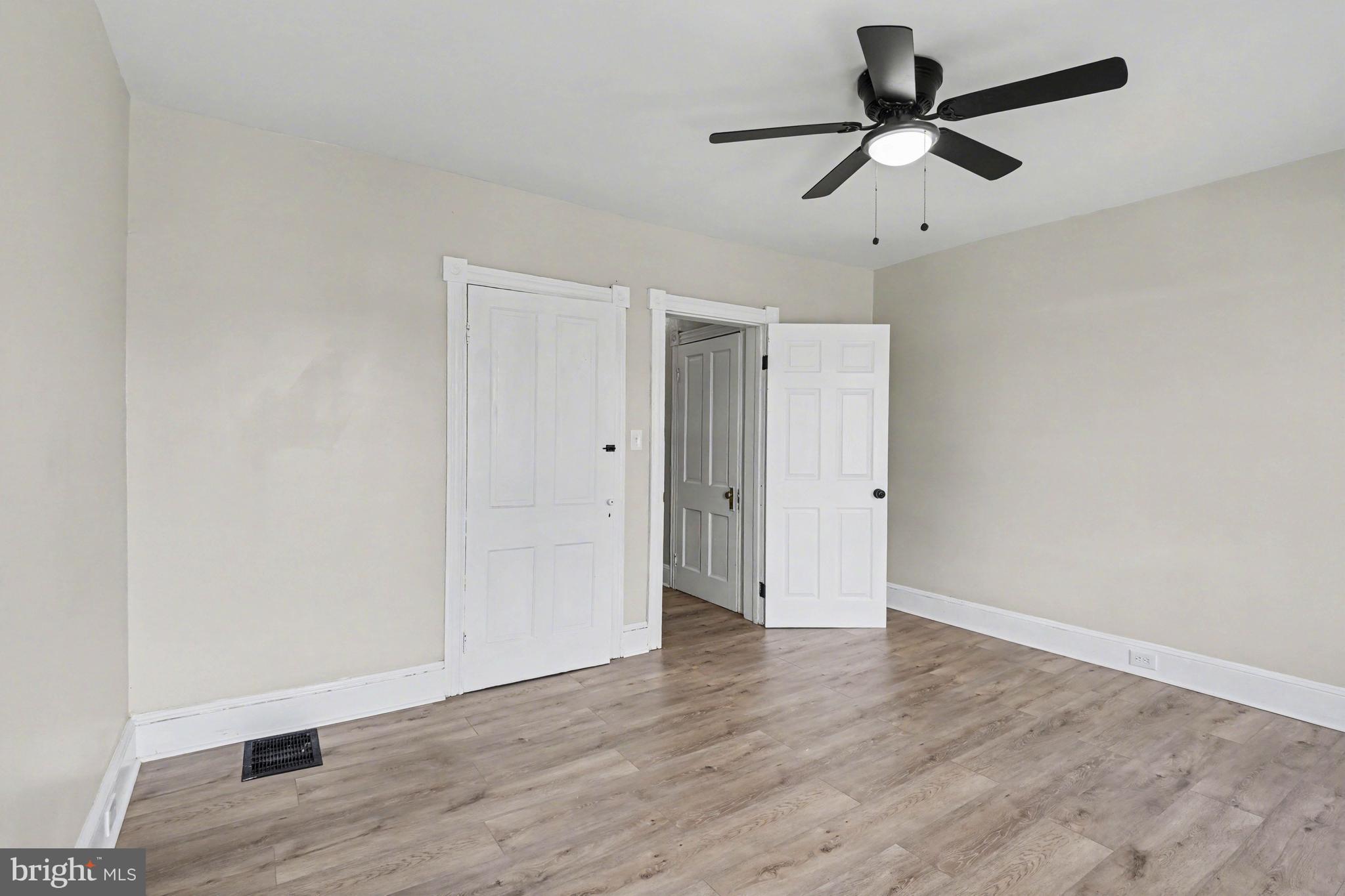 225 W LANCASTER AVENUE