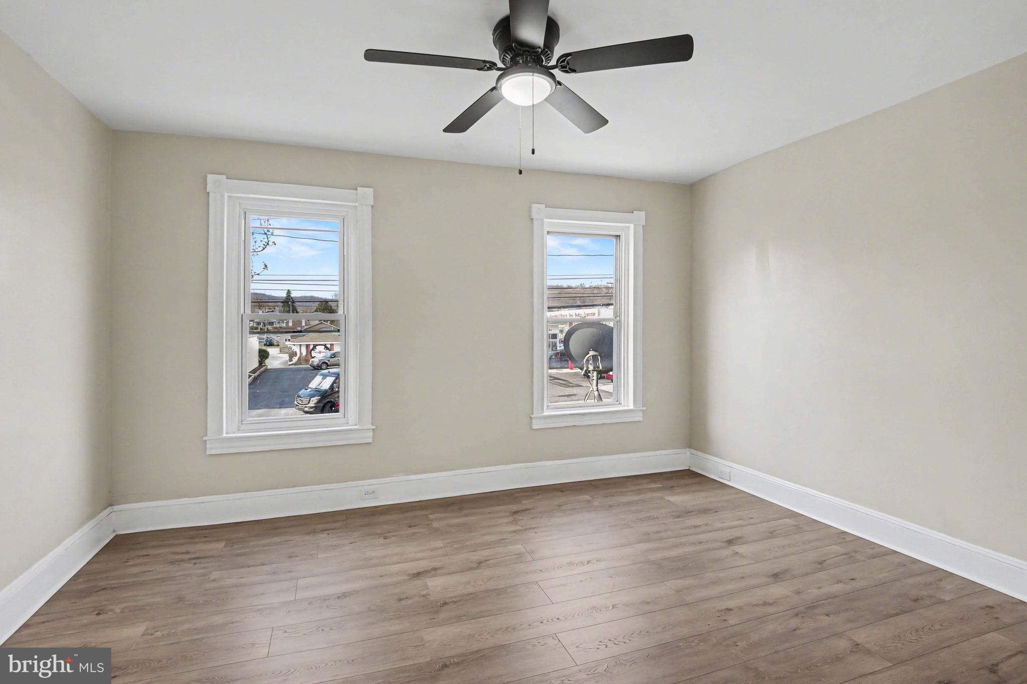 225 W LANCASTER AVENUE