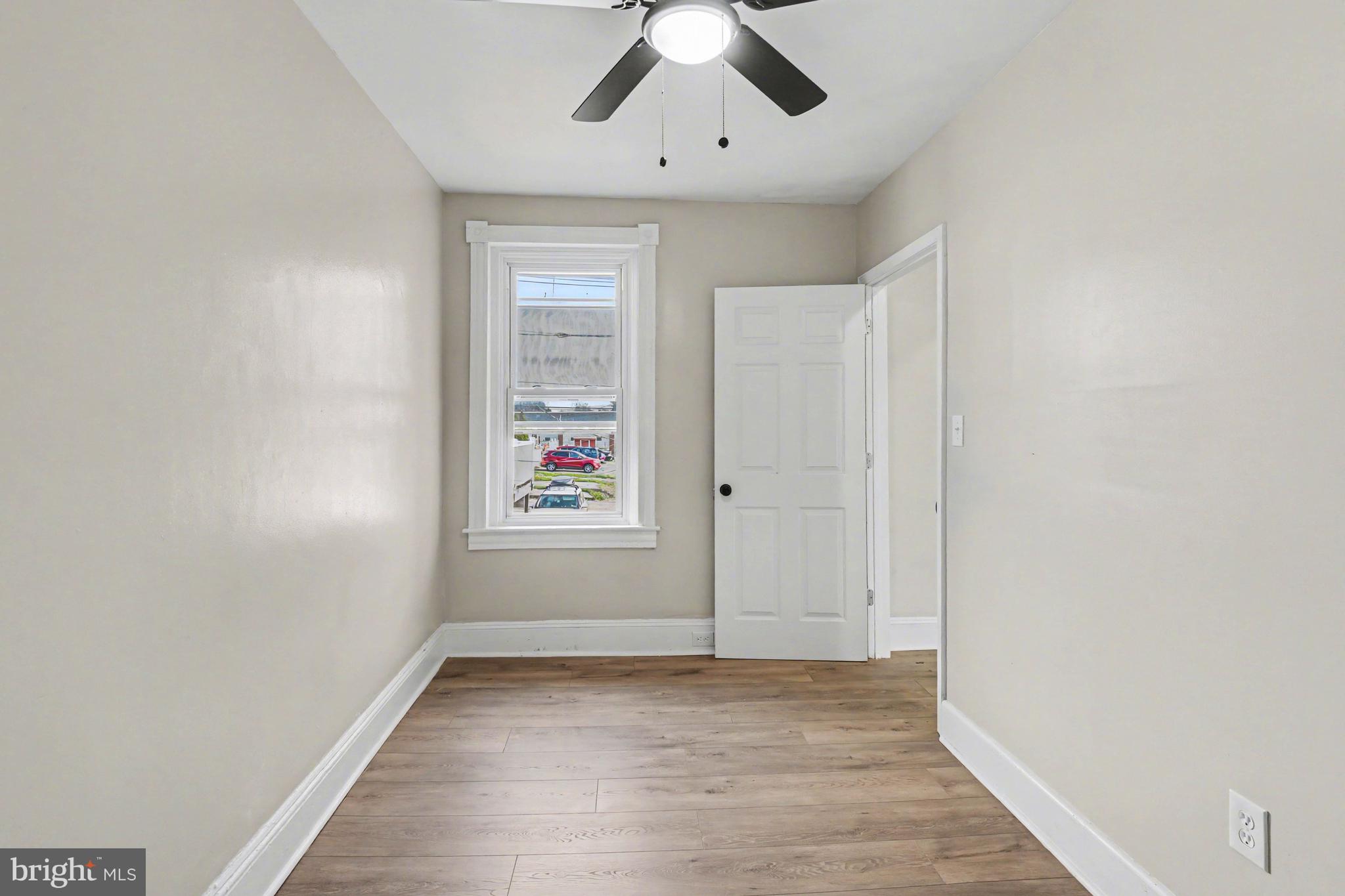 225 W LANCASTER AVENUE