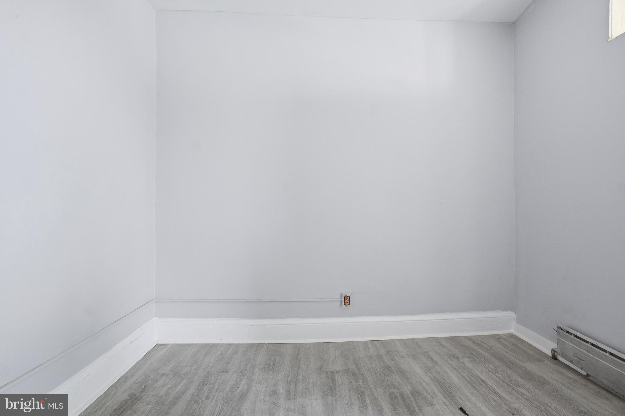 749 N 9TH STREET