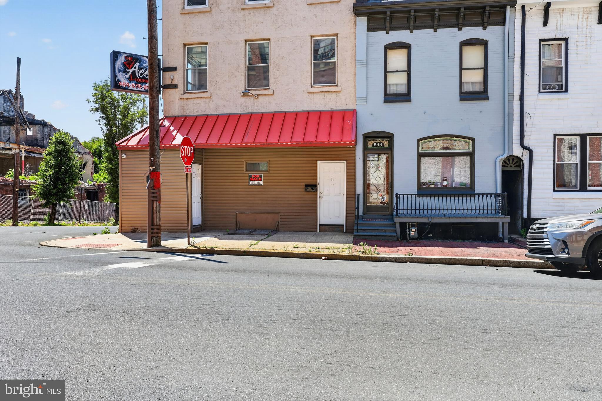 546 S 9TH STREET