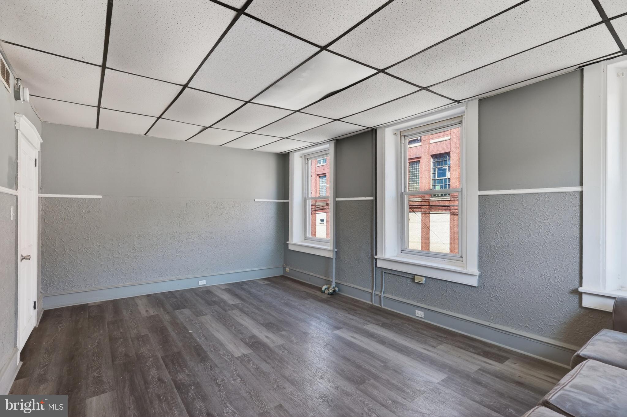 546 S 9TH STREET