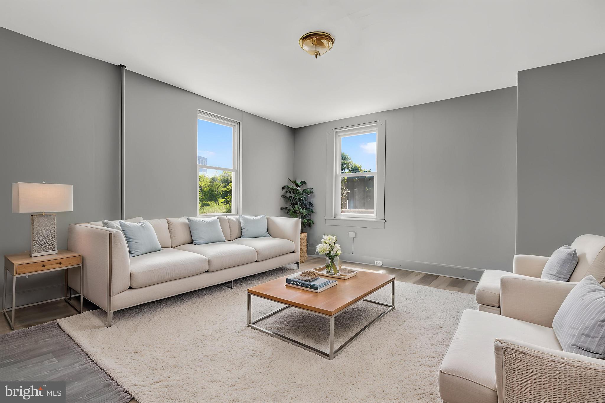 546 S 9TH STREET