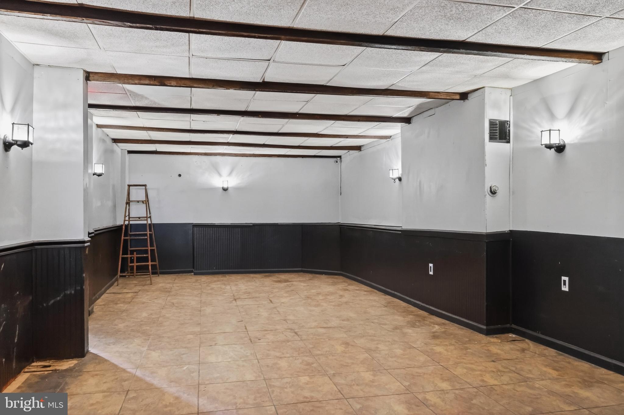 546 S 9TH STREET