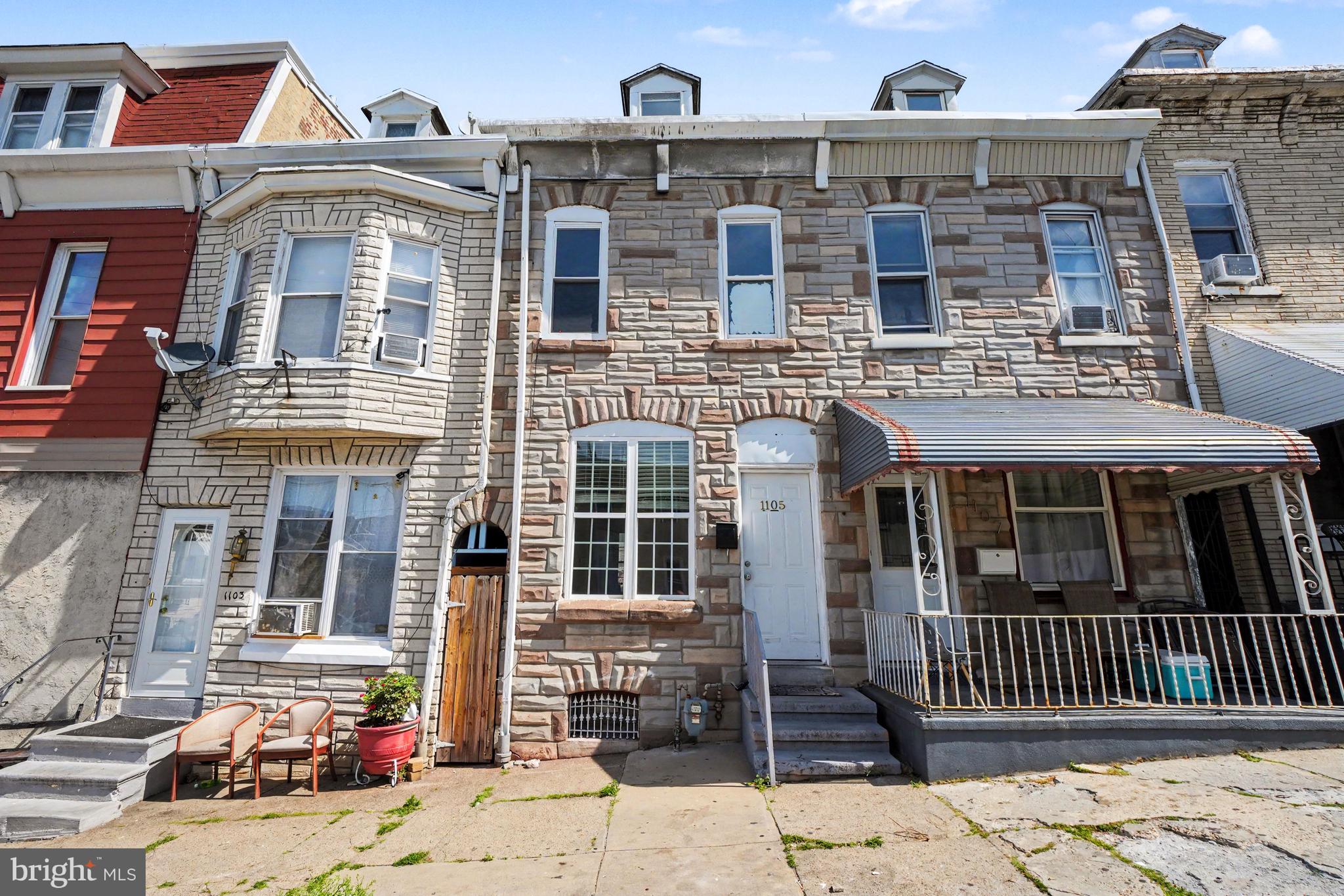 1105 GREEN STREET