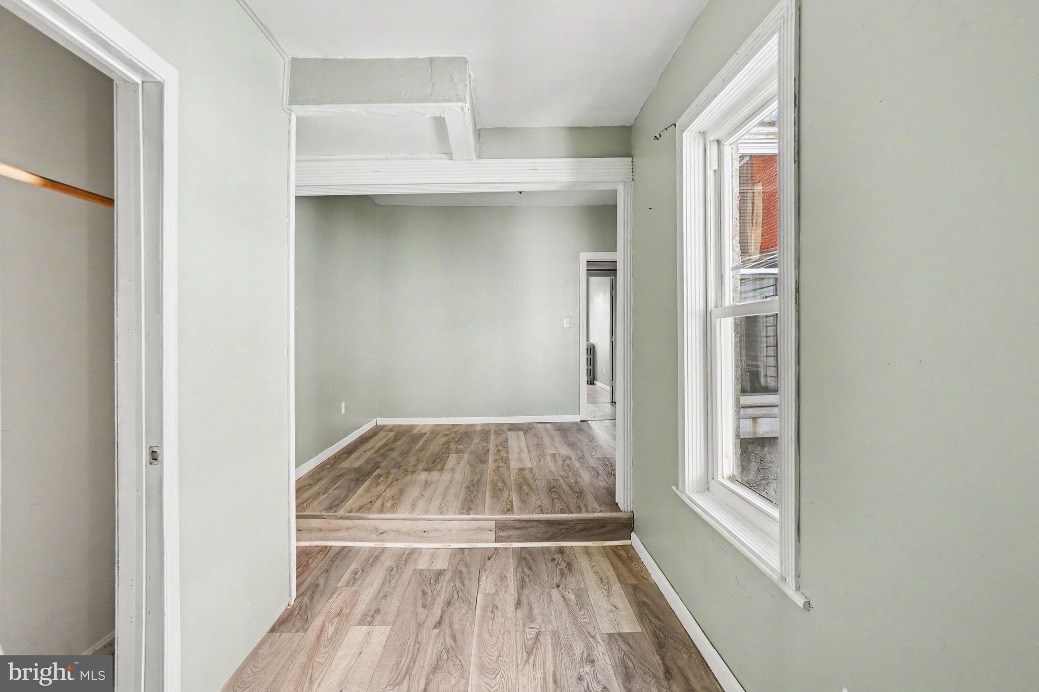1105 GREEN STREET