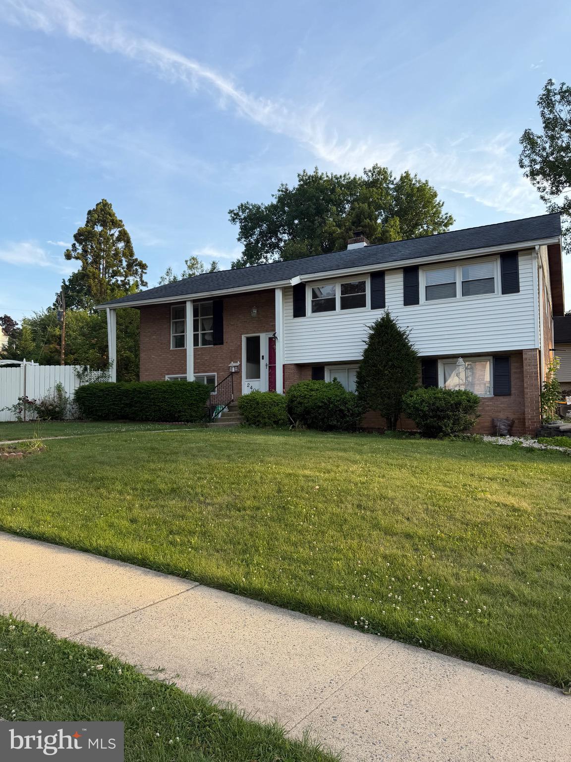 2400 LINDALE DRIVE