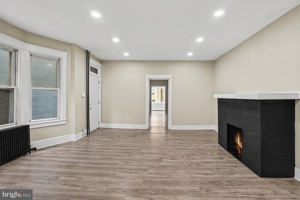 551 N 11TH STREET