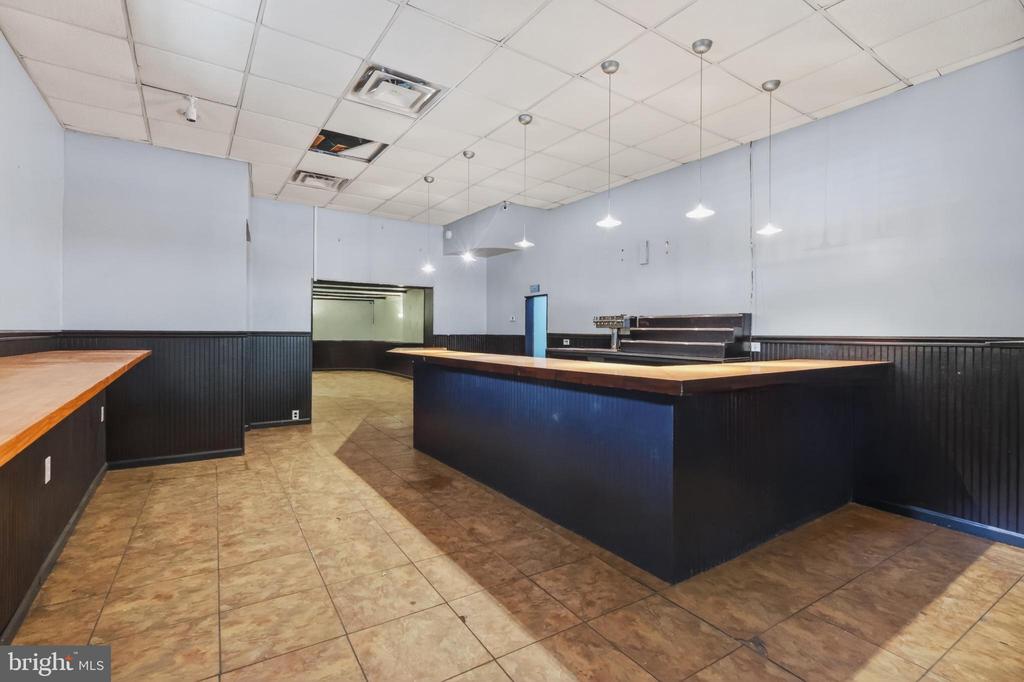 546 S 9TH STREET