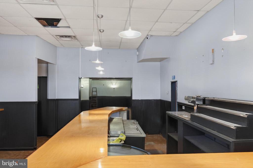 546 S 9TH STREET