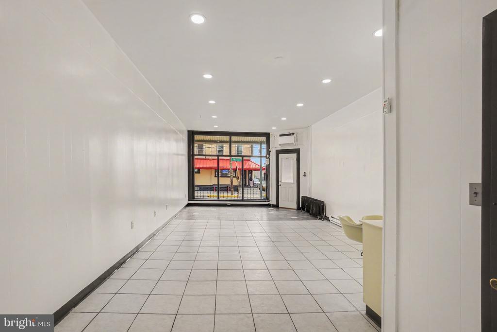 929 PIKE STREET