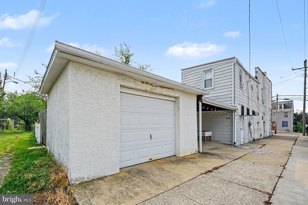 229 UPLAND AVENUE