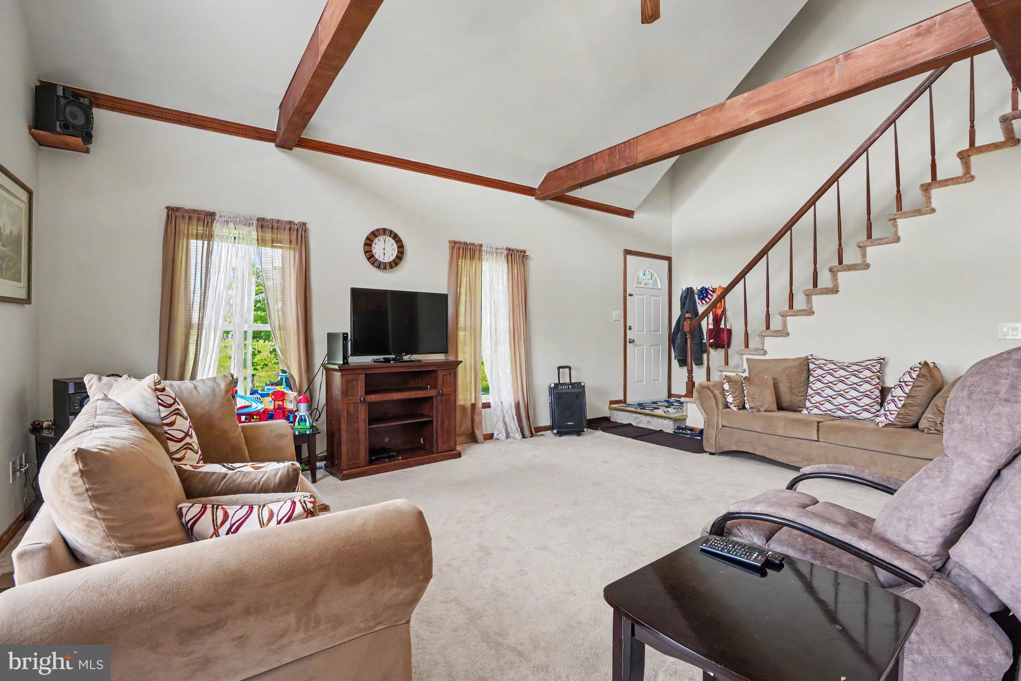 372 KERRSVILLE ROAD