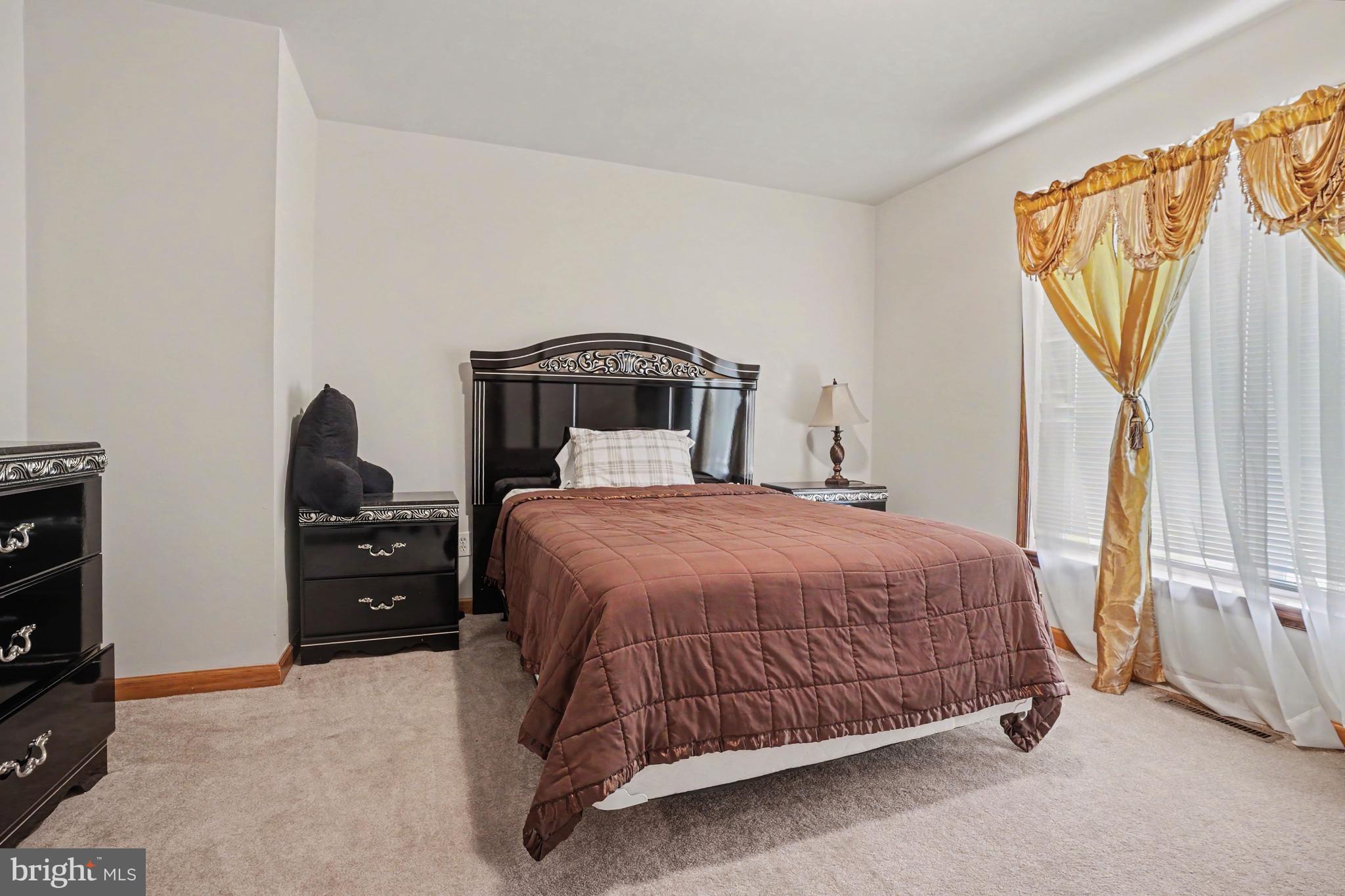 372 KERRSVILLE ROAD