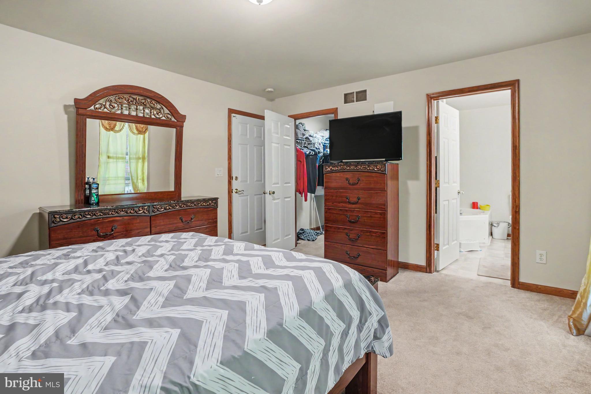 372 KERRSVILLE ROAD