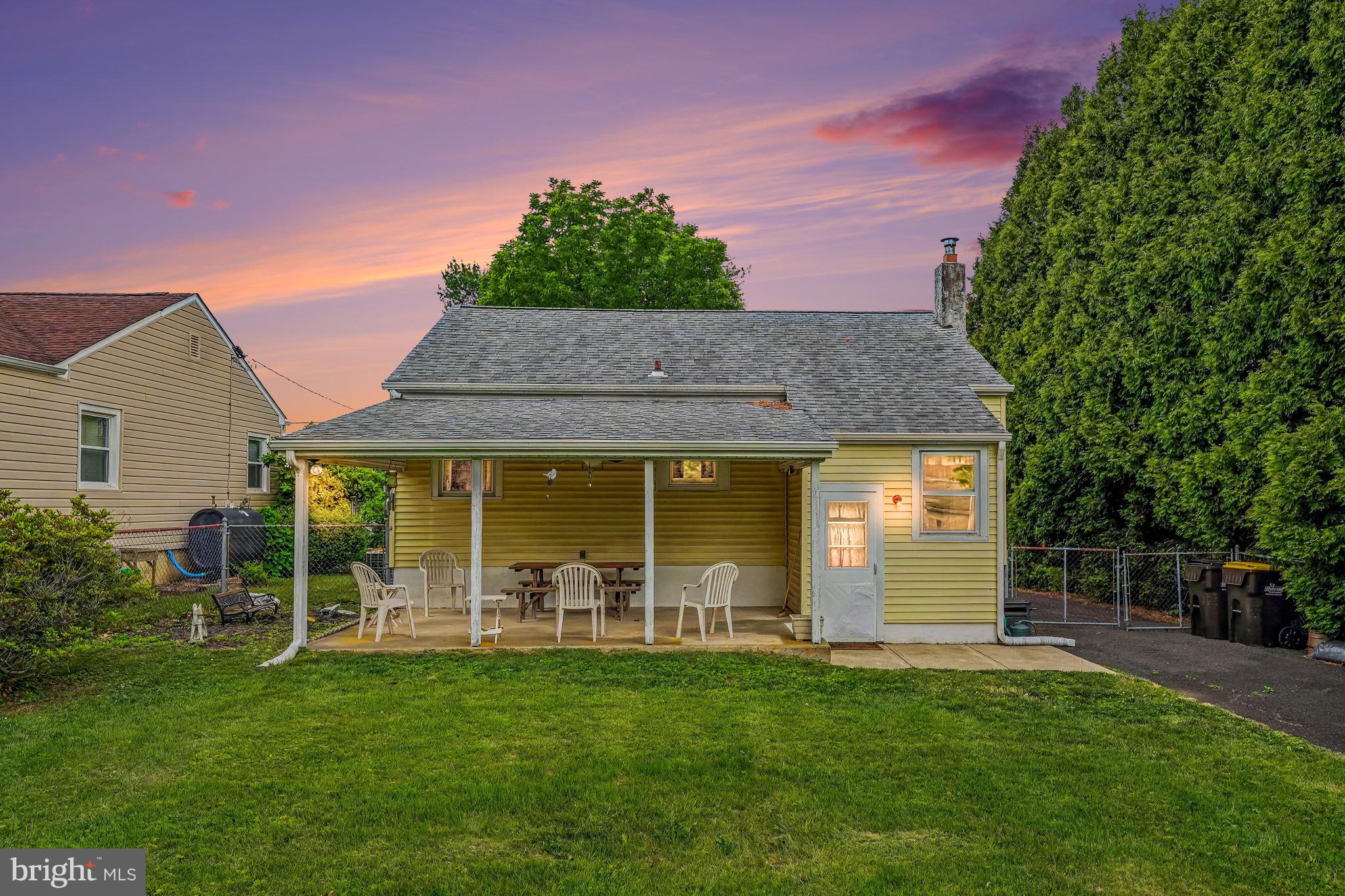 234 OAKDALE AVENUE