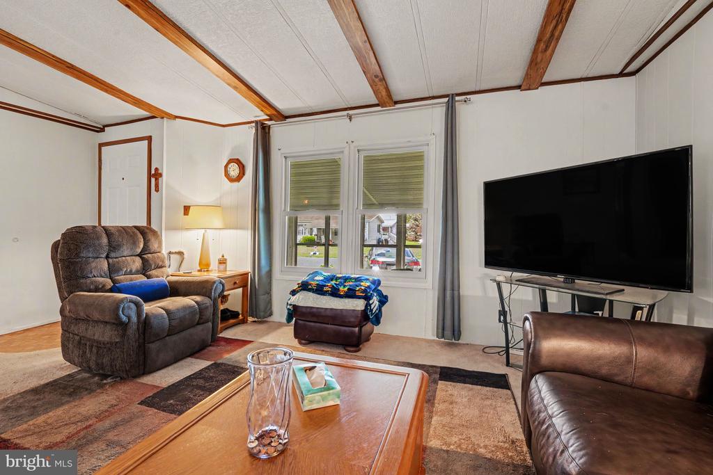 1014 CHERRYWOOD COURT