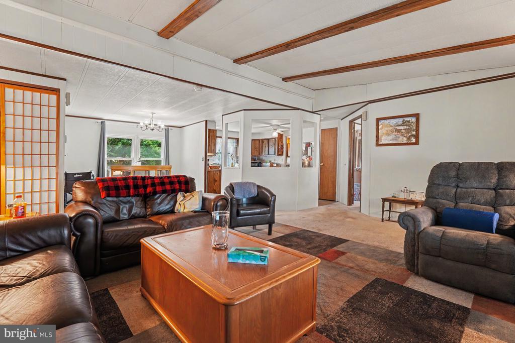 1014 CHERRYWOOD COURT