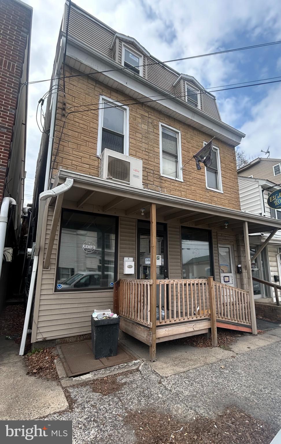 64 S TULPEHOCKEN STREET