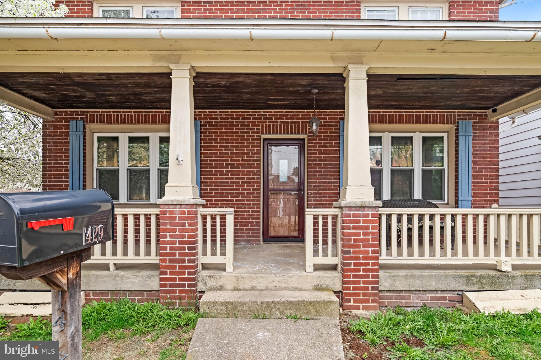 1429 MOUNT HOPE AVENUE