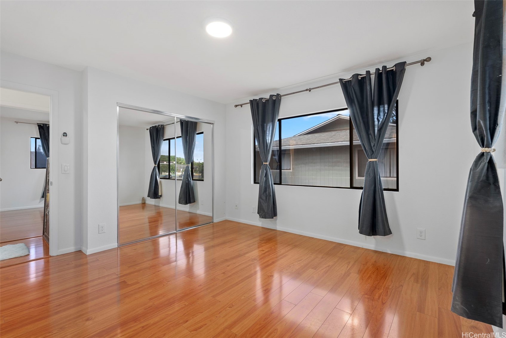 95-349 Kuahelani Avenue B-2