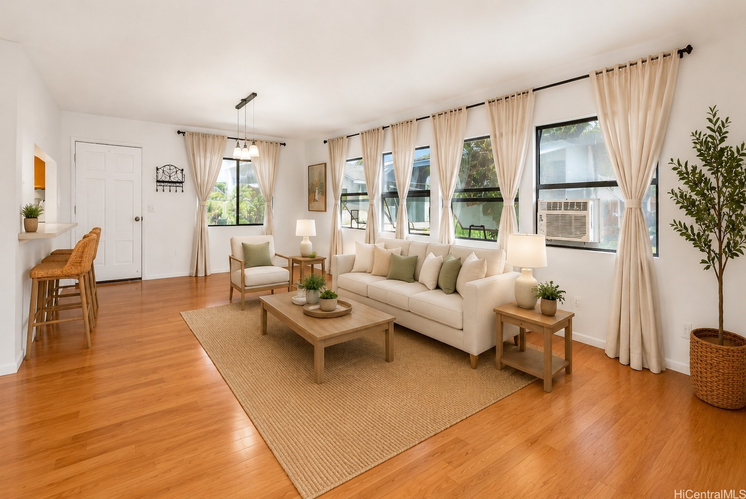 95-349 Kuahelani Avenue B-2