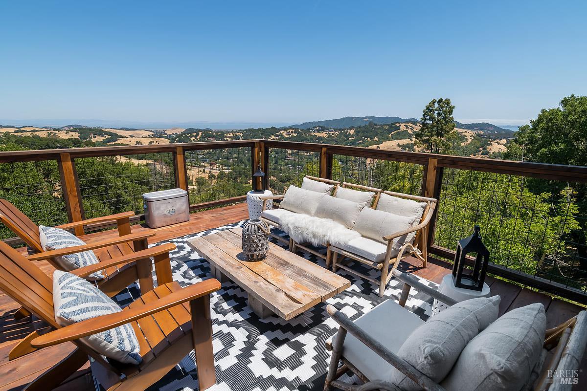 160 Oak Springs Dr
