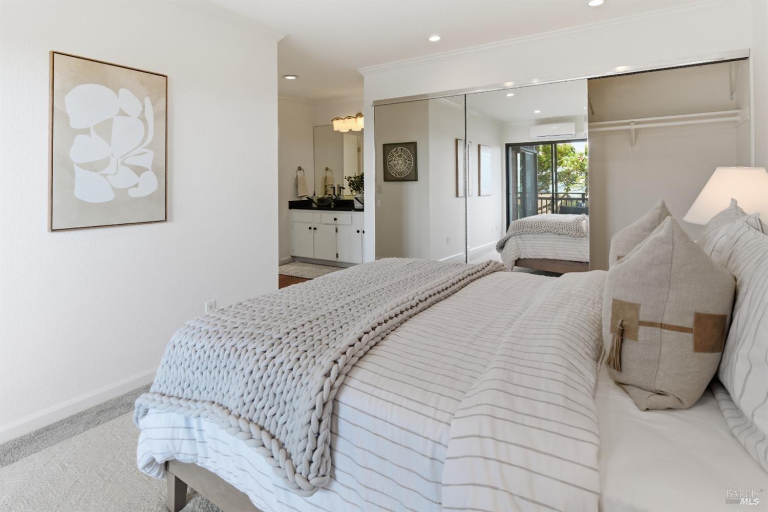 220 Headlands Court