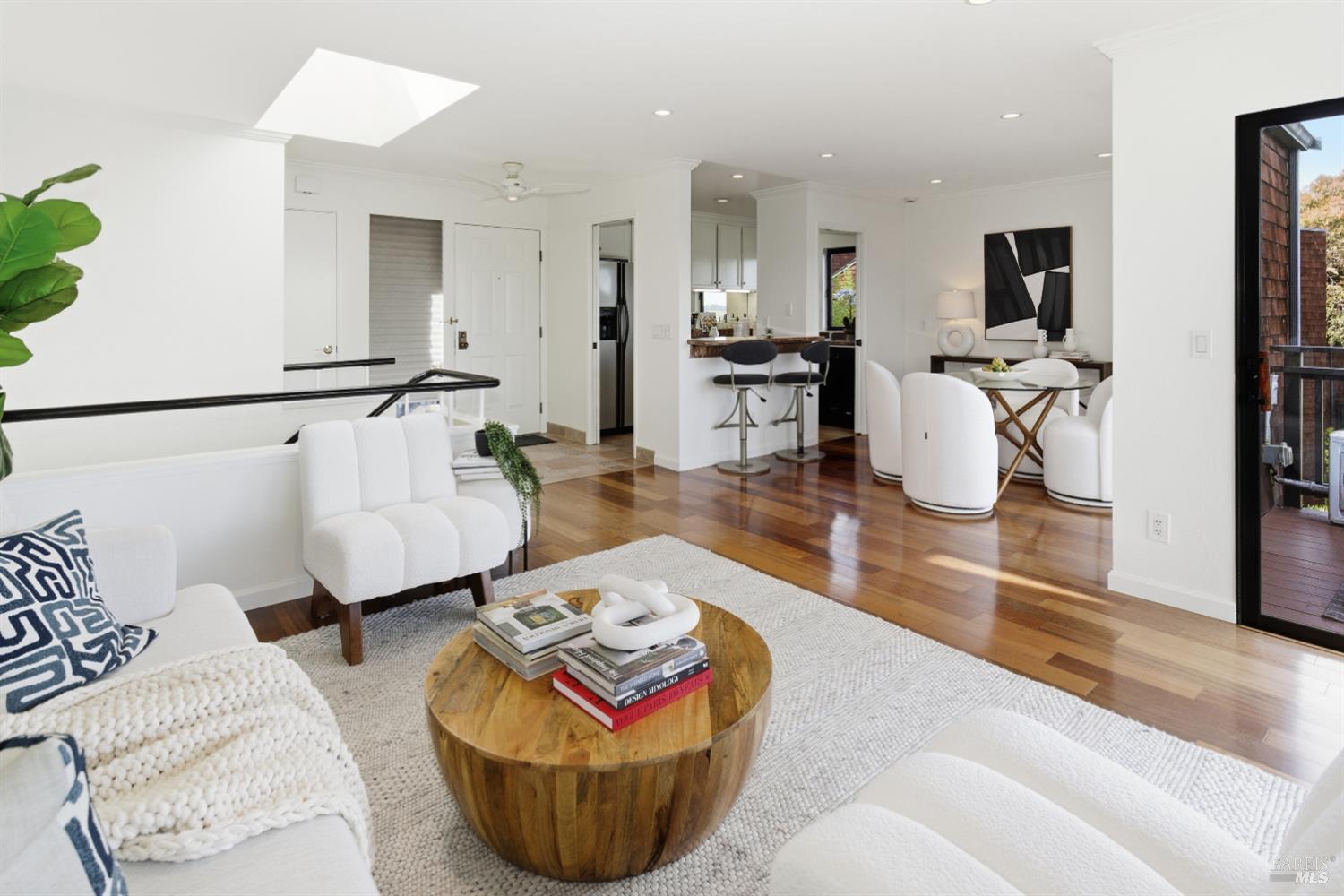 220 Headlands Court