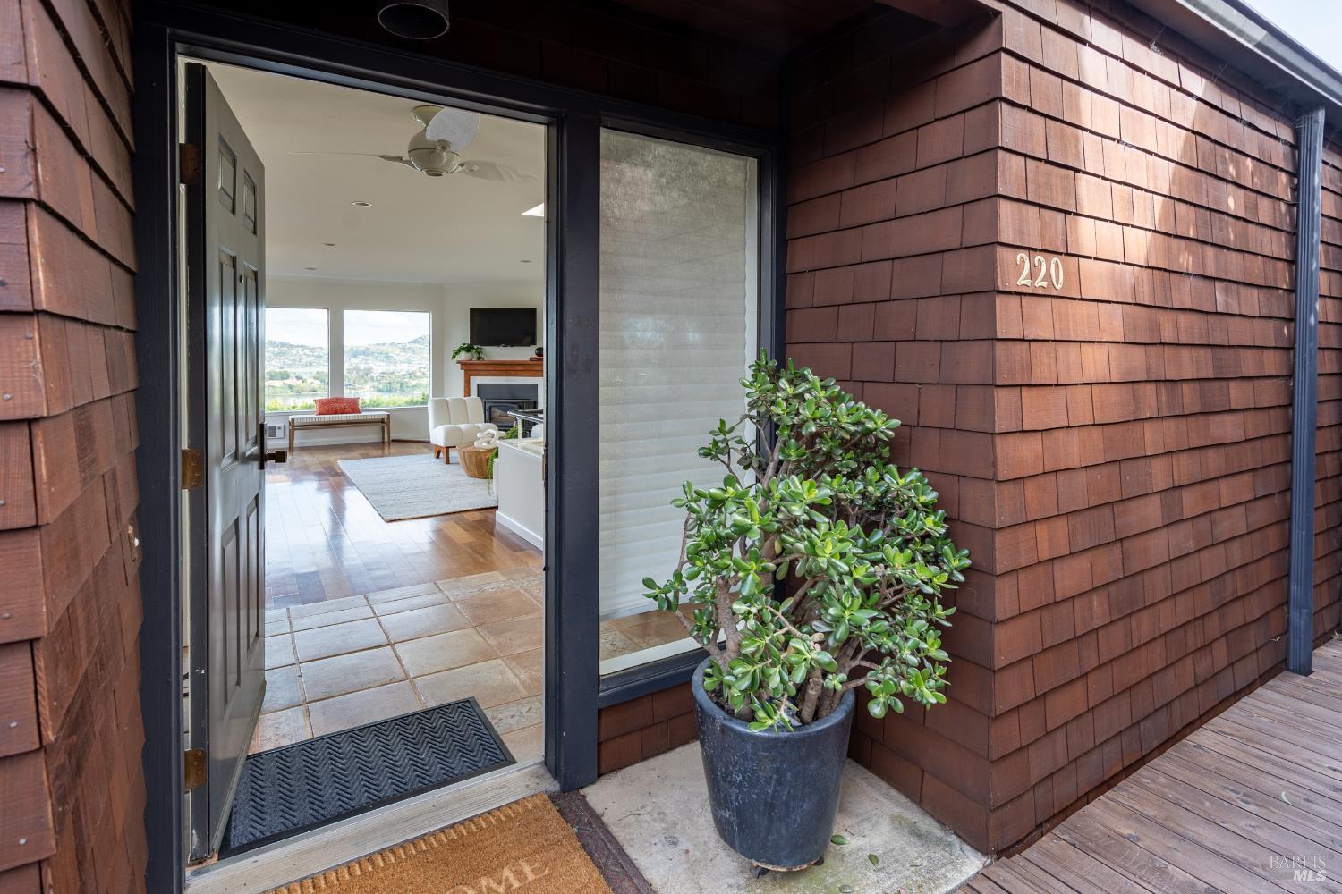 220 Headlands Court
