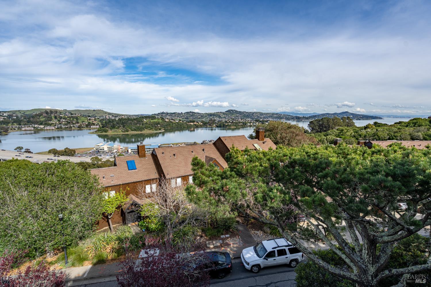 220 Headlands Court