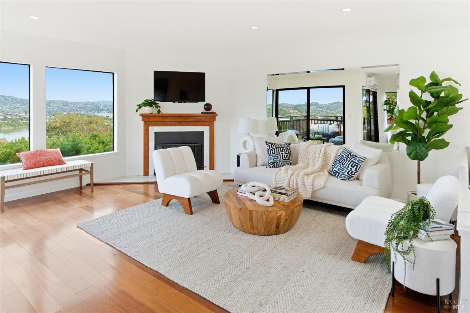 220 Headlands Court