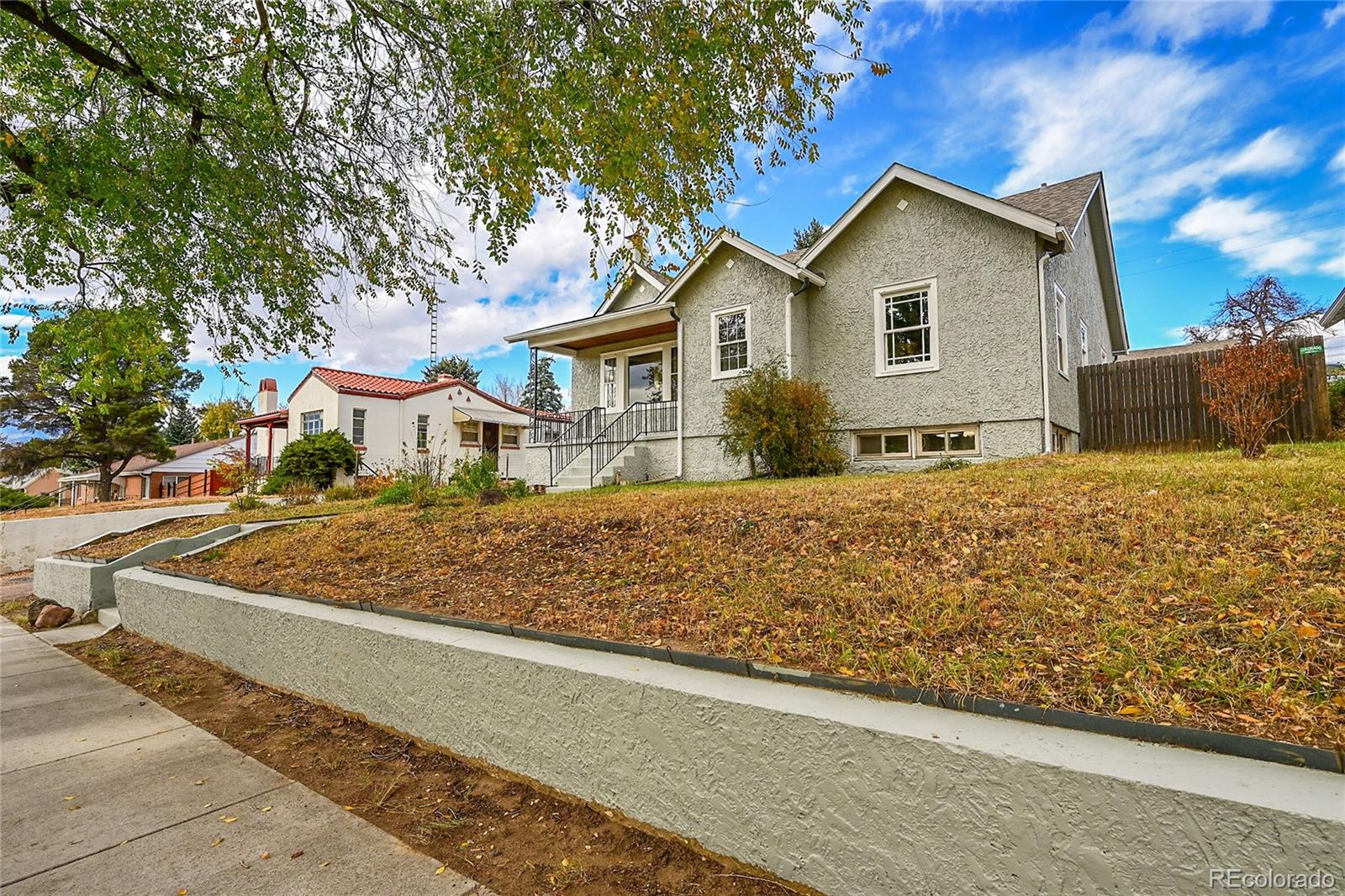 1318 E Pikes Peak Avenue