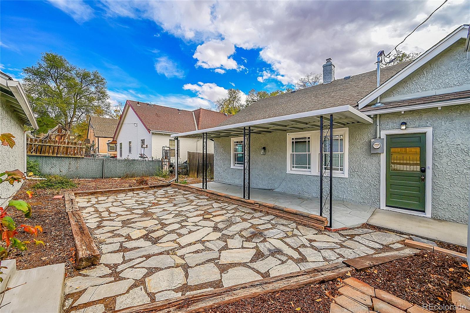 1318 E Pikes Peak Avenue
