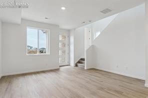 2489 Vanhoutte View