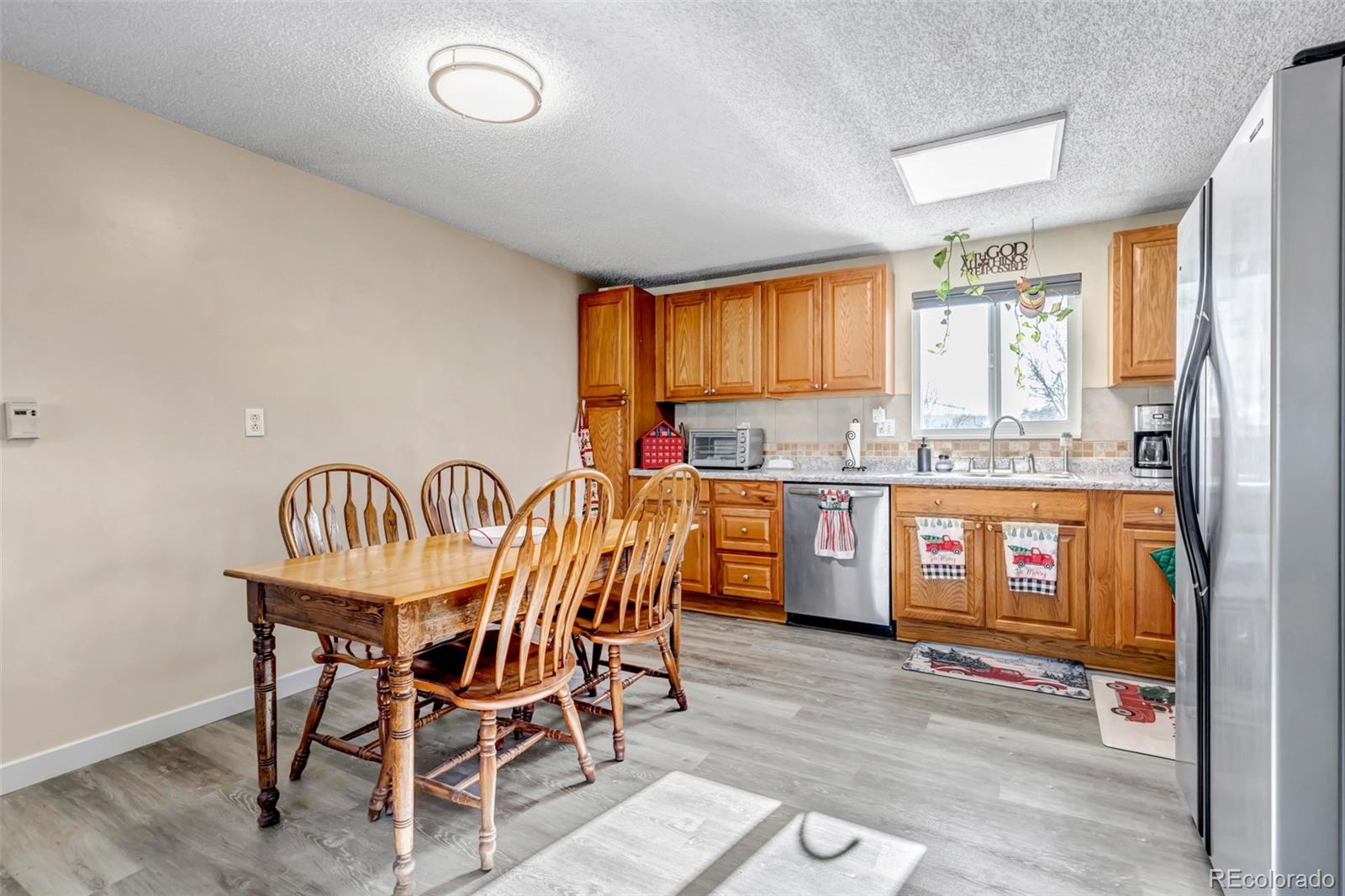 1051 Western Drive