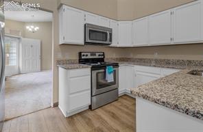 1240 Samuel Point
