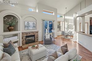 8746 Country Creek Trail