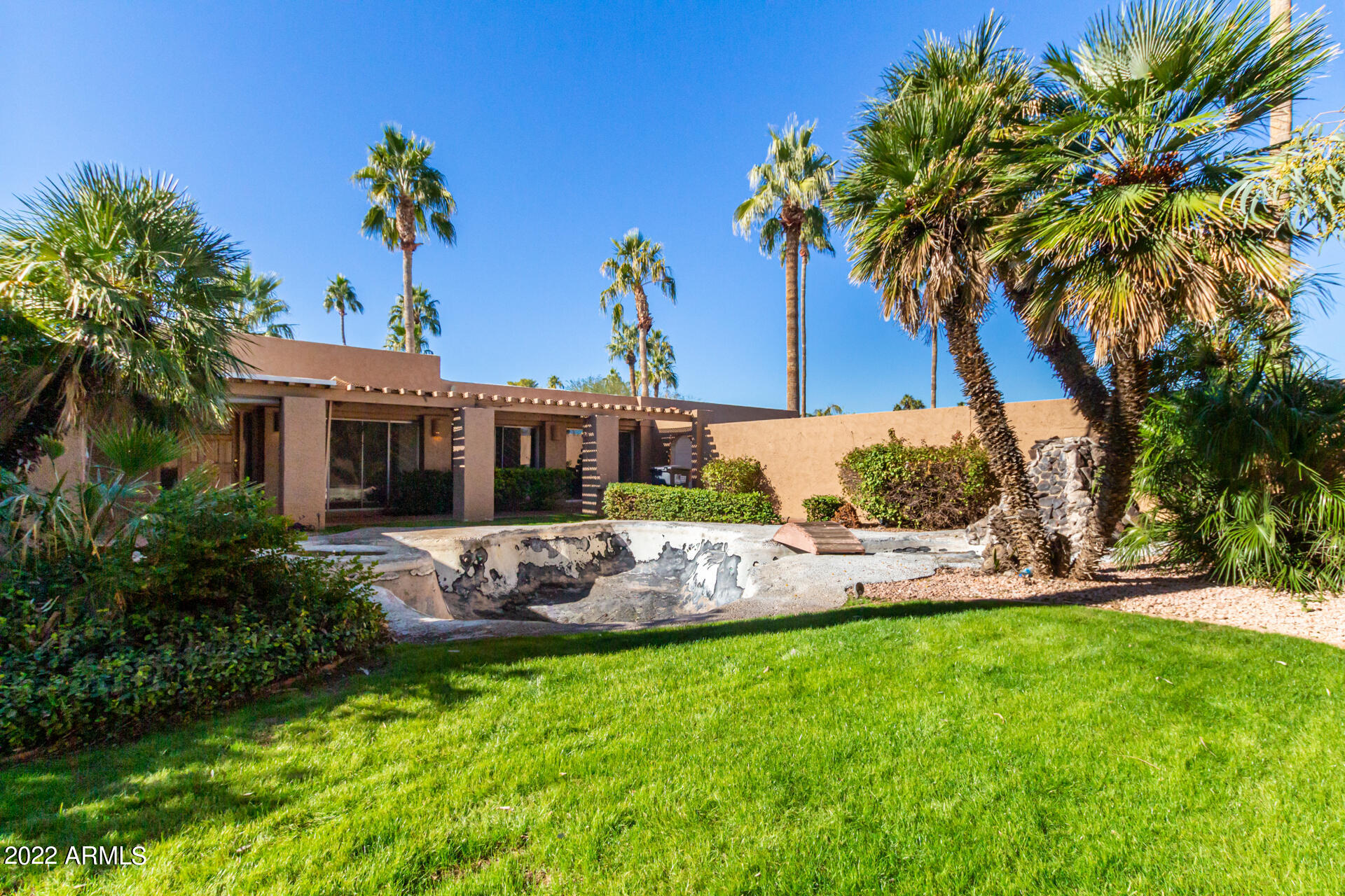 7311 E MANZANITA Drive