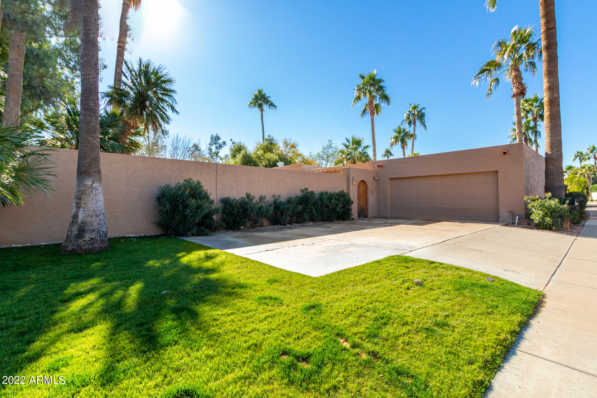 7311 E MANZANITA Drive
