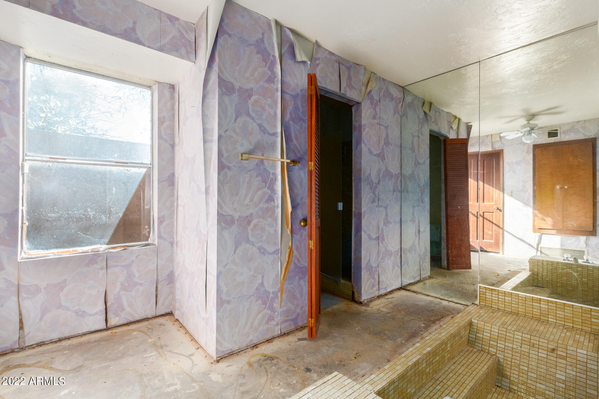 7311 E MANZANITA Drive