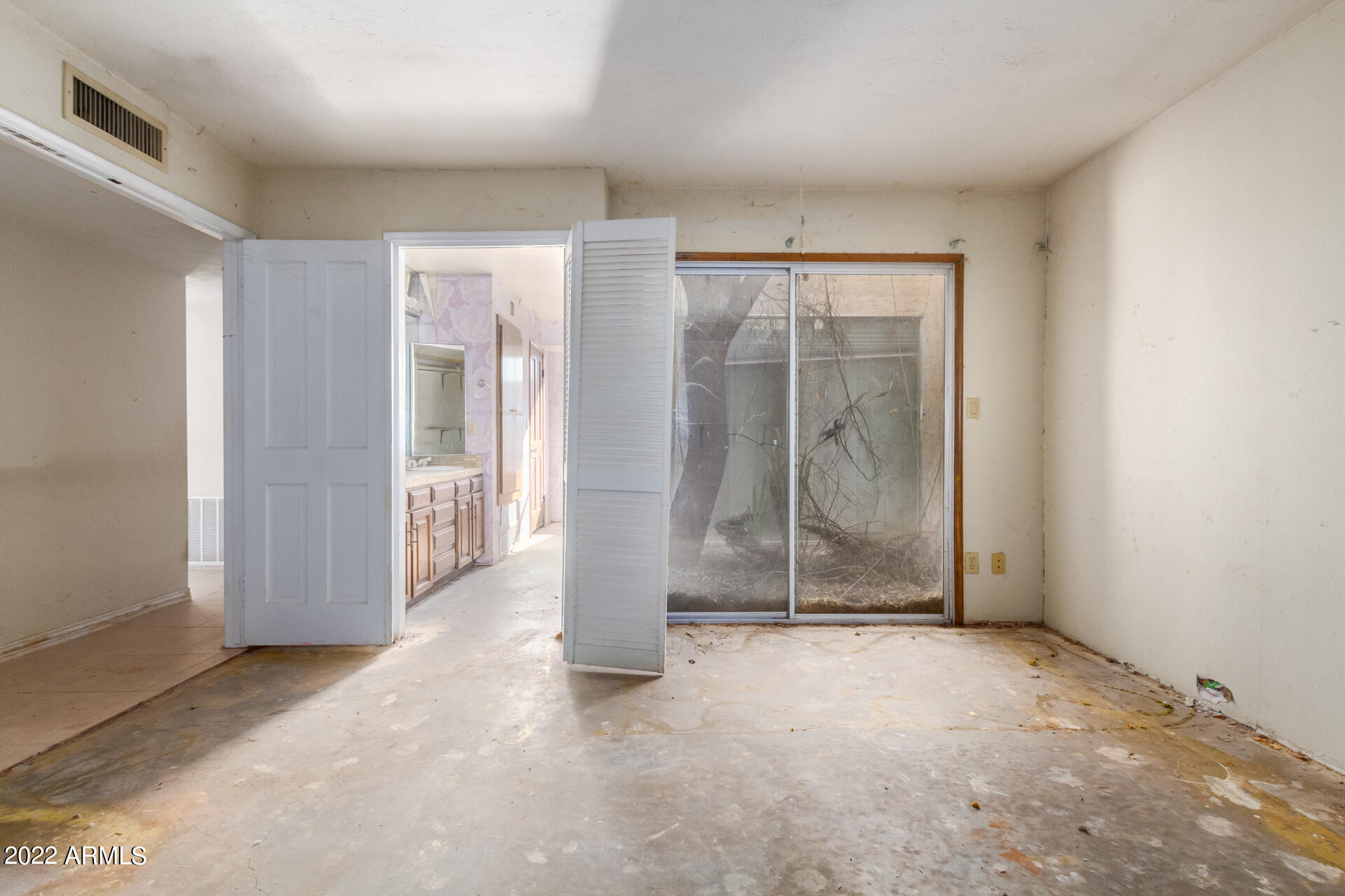 7311 E MANZANITA Drive