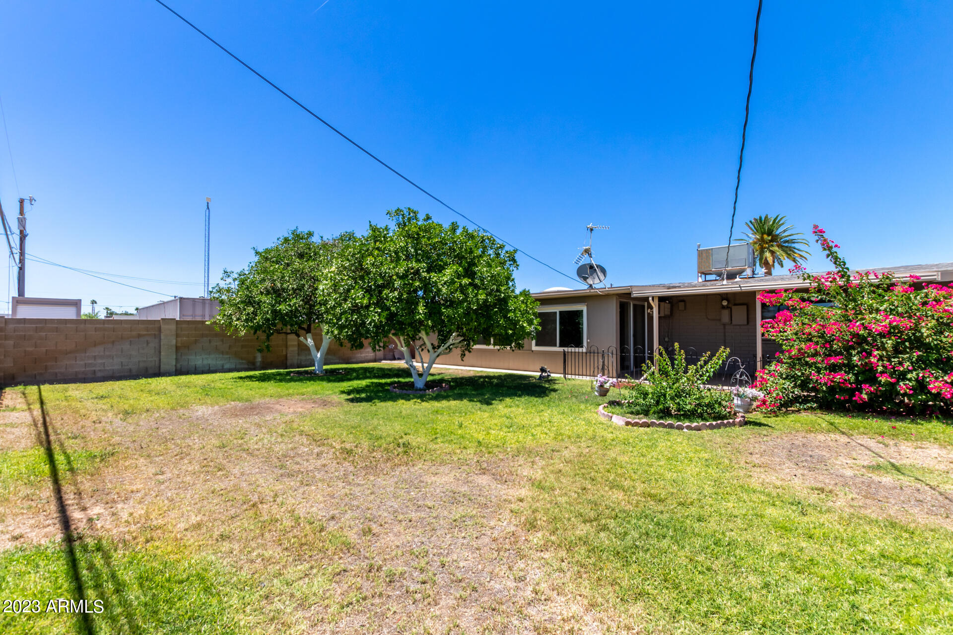 11033 W WINDSOR Drive