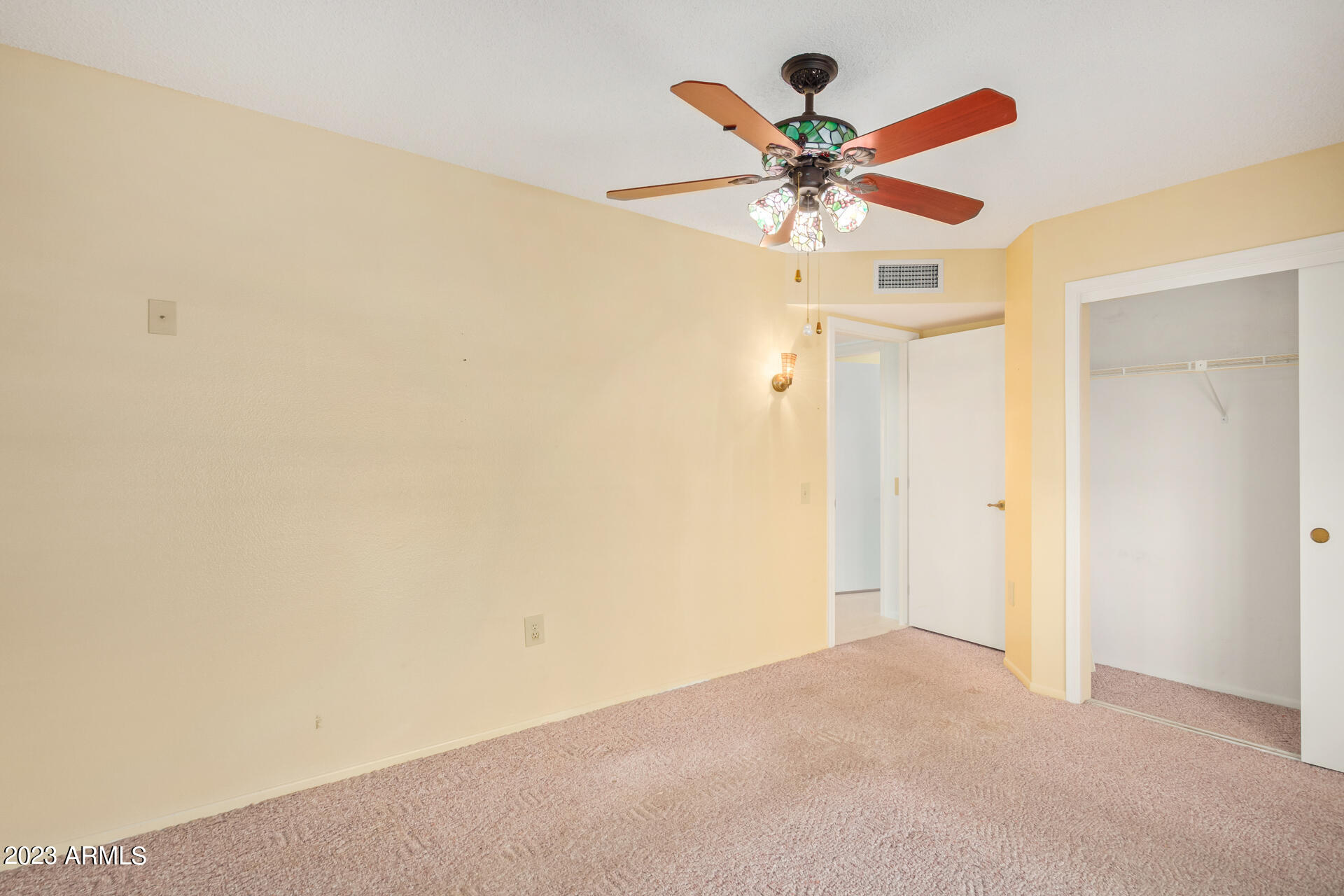 13839 W PINETREE Drive